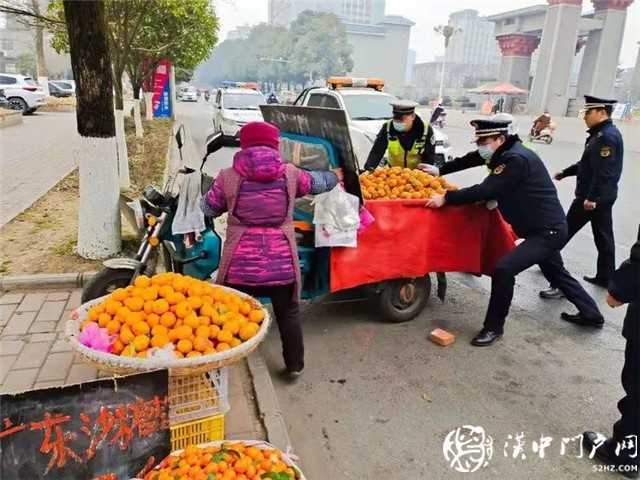 拒絕“添堵”！漢中交警一大隊(duì)重拳整治“馬路市場(chǎng)”