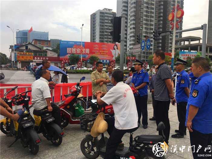 漢臺(tái)區(qū)東關(guān)街道辦事處遷移新橋馬路勞務(wù)市場，告別安全隱患