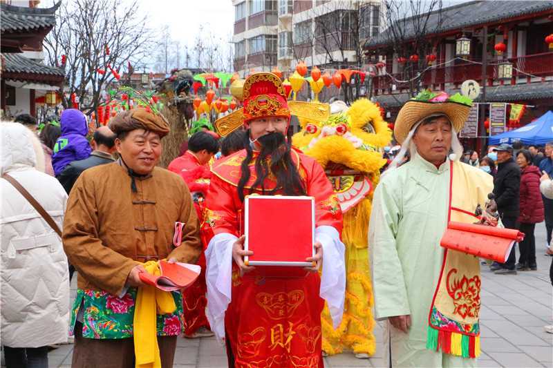 非遺鬧古鎮(zhèn) 歡樂過元宵！這個(gè)元宵熱鬧非凡……