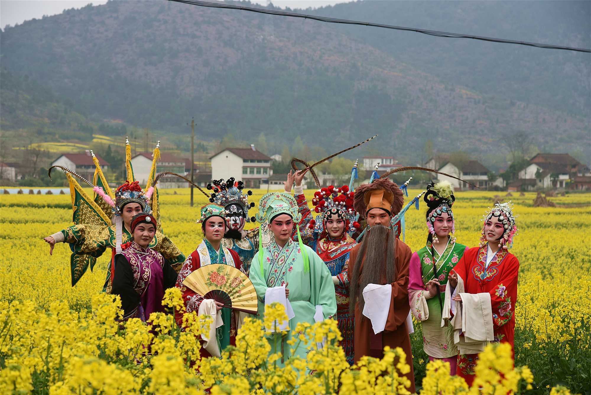 “2021中國最美油菜花?！h中旅游文化節(jié)”南鄭分會場啟幕