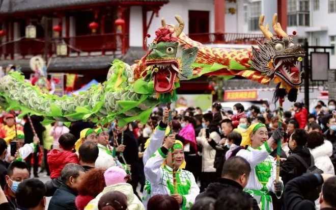 正月十五，非遺文化展演在褒國(guó)古鎮(zhèn)舉行！