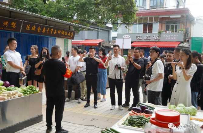 漢臺區(qū)開展“學(xué)黨史踐初心 我為群眾辦實(shí)事”主題采訪活動