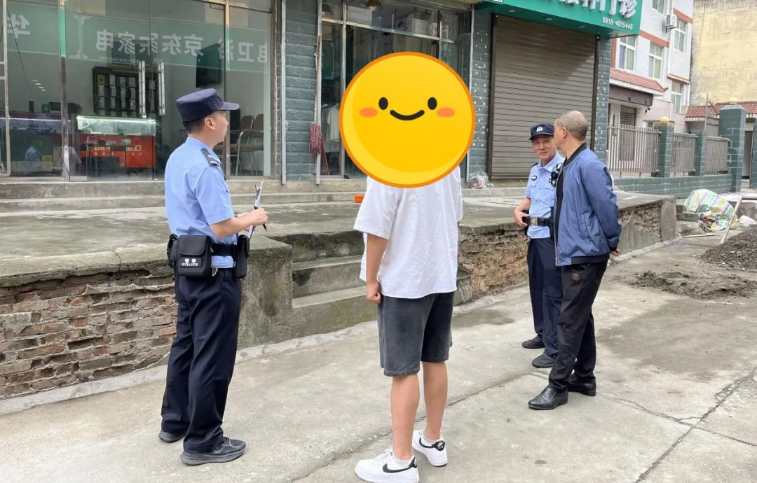 小伙任性離家出走，漢中民警深山尋回