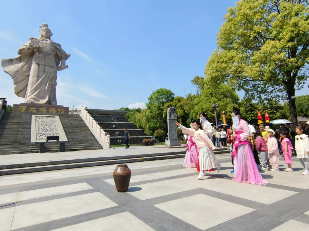 賞非遺、看表演！漢中“五一”文旅活動(dòng)亮點(diǎn)紛呈