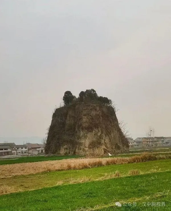 李振峰：仰望寶山