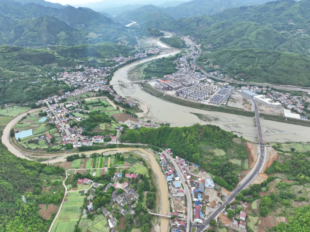 漢中陽(yáng)平關(guān)嘉陵江大橋正式通車