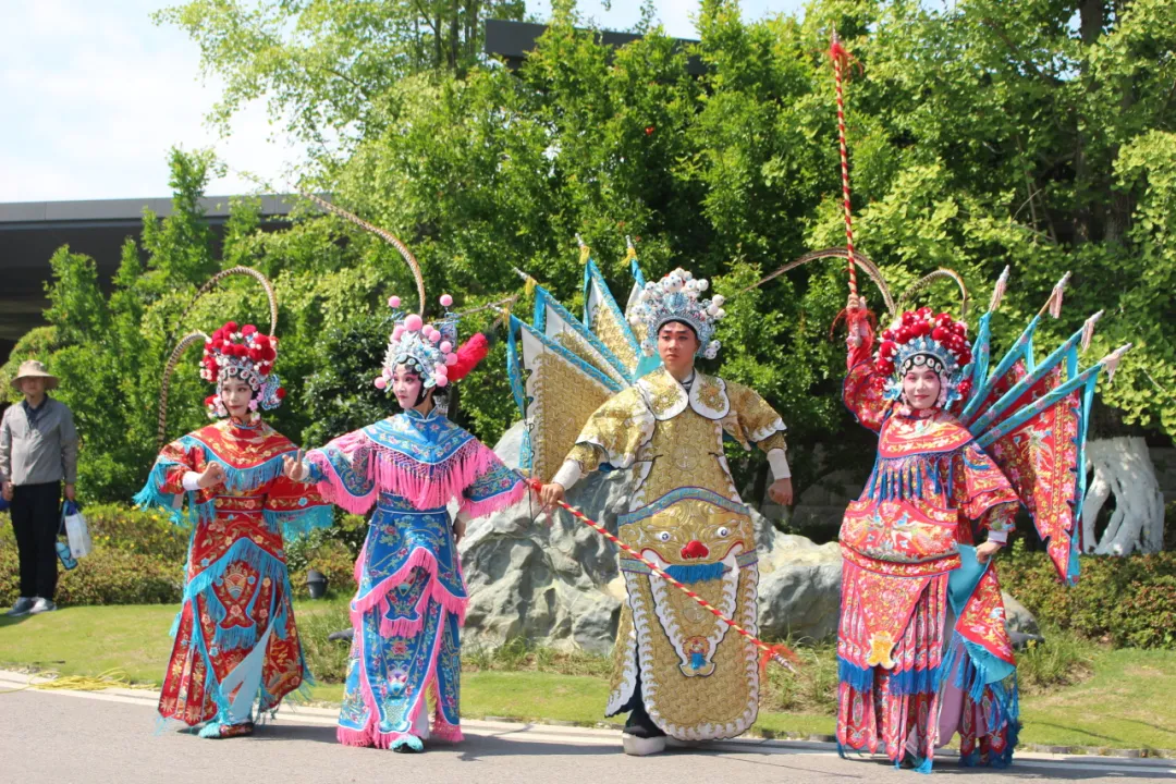 賞非遺、看表演！漢中“五一”文旅活動(dòng)亮點(diǎn)紛呈