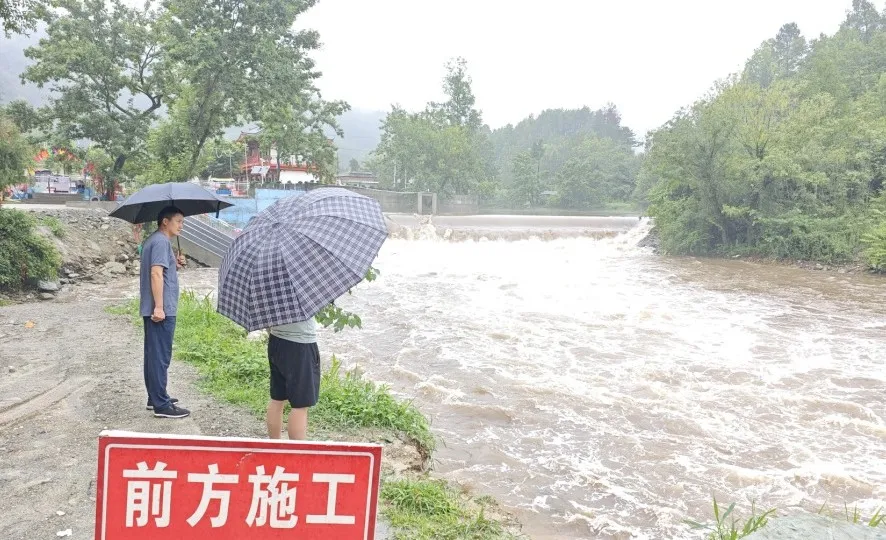 連續(xù)強(qiáng)降雨致我市部分縣區(qū)受災(zāi) 全市共撤離群眾10254人